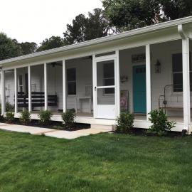 Screened in porch